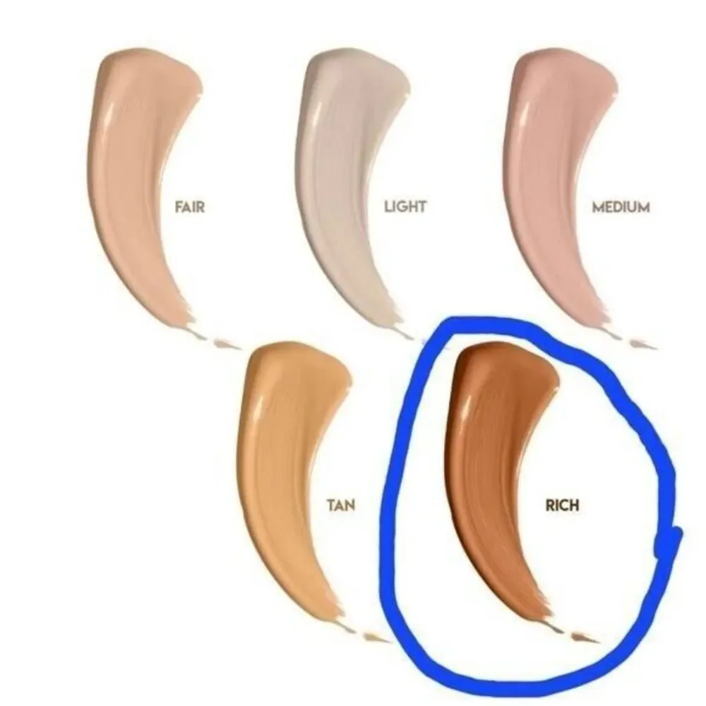 Mally Beauty's Ultimate‎ Performance See the Light Concealer in the shade 